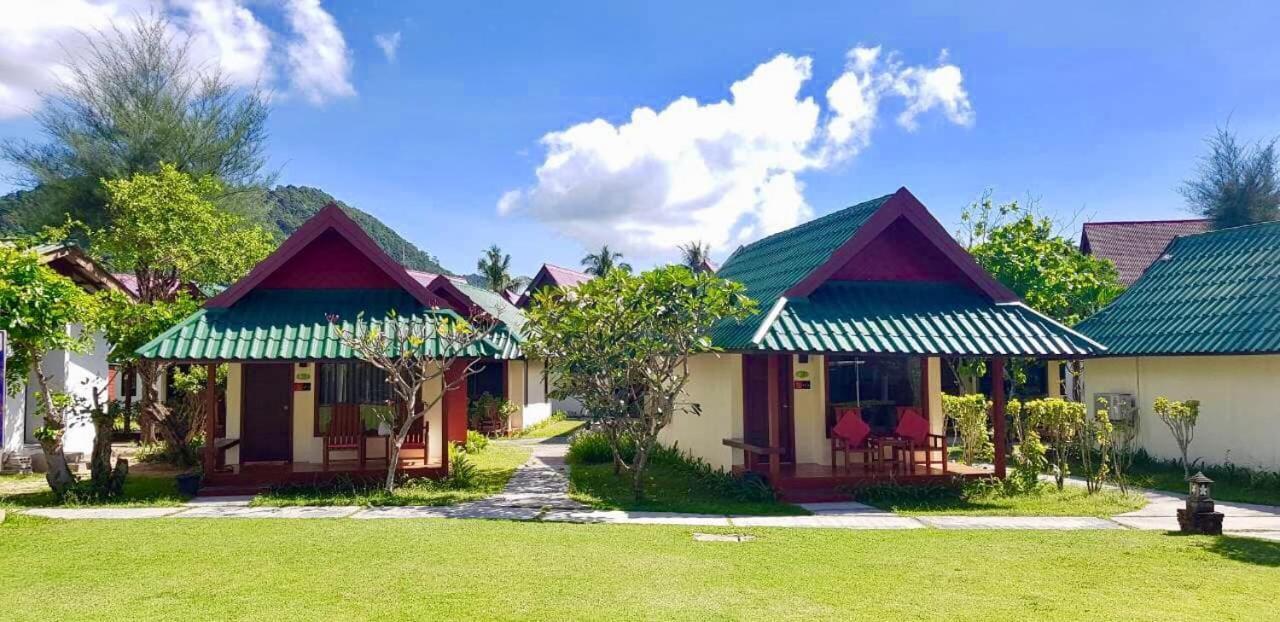 Golden Bay Cottage - Sha Extra Plus Koh Lanta Bagian luar foto