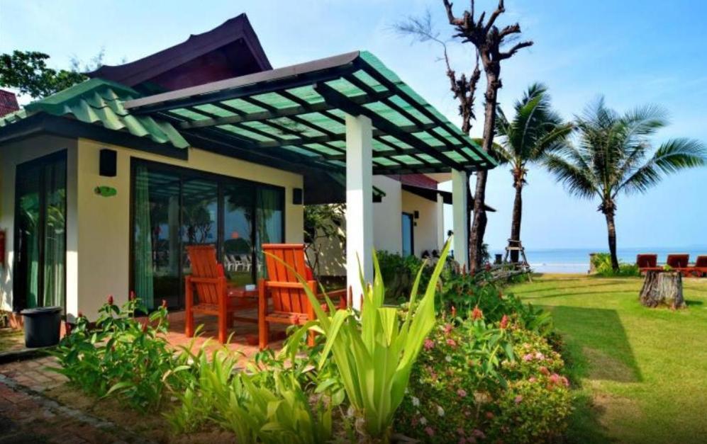 Golden Bay Cottage - Sha Extra Plus Koh Lanta Bagian luar foto